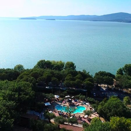 Cerquestra Camping Village Monte del Lago Exterior photo