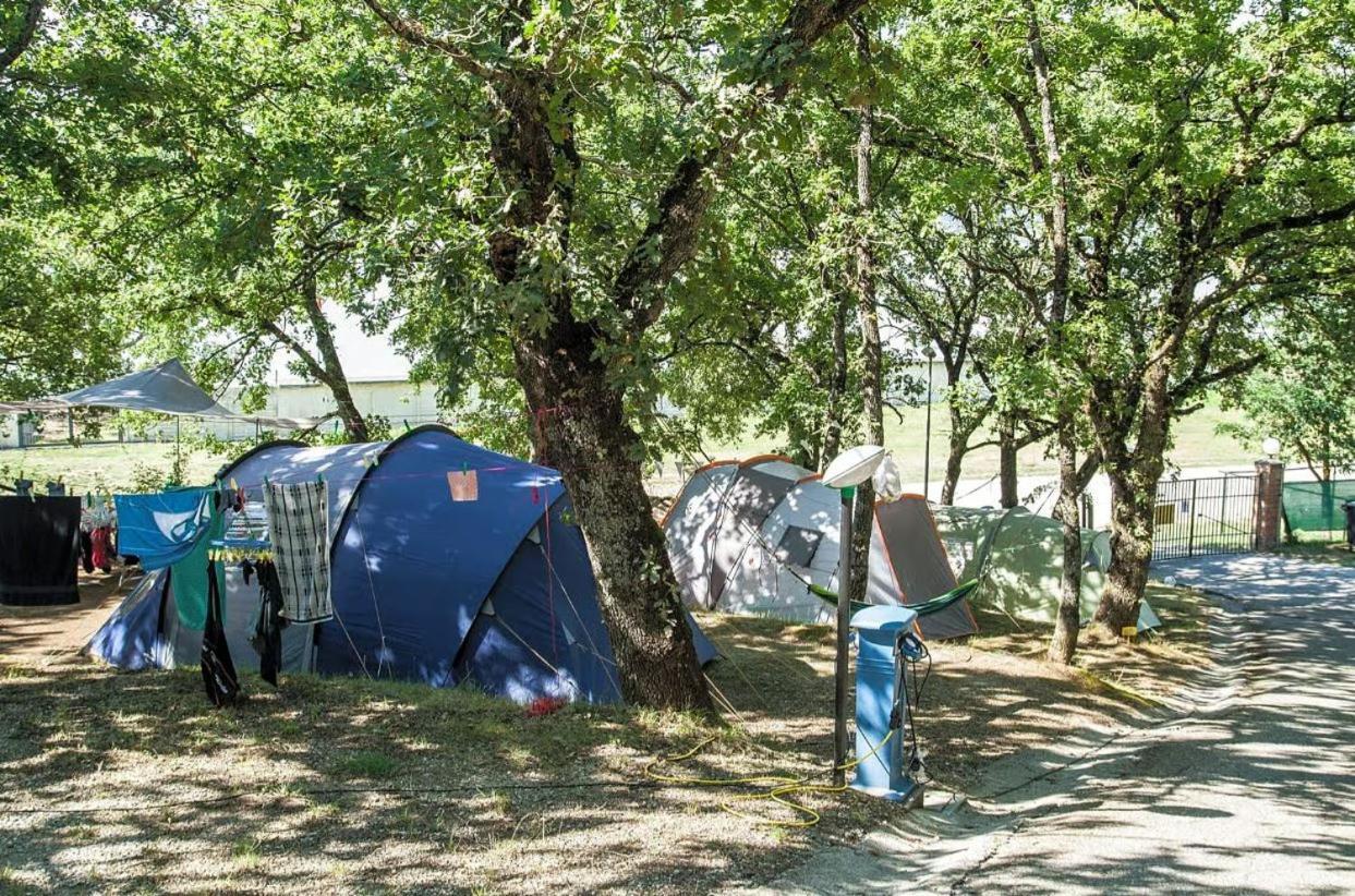 Cerquestra Camping Village Monte del Lago Exterior photo