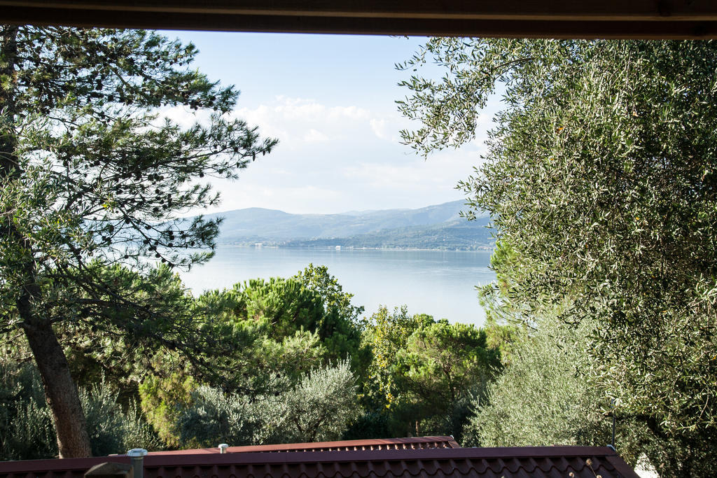 Cerquestra Camping Village Monte del Lago Exterior photo