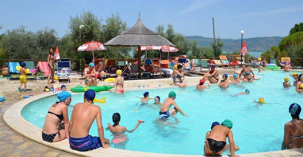 Cerquestra Camping Village Monte del Lago Exterior photo